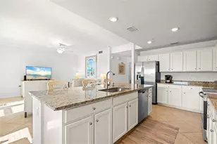 16904 Vardon Ter, Bradenton, FL 34211 - Photo 9
