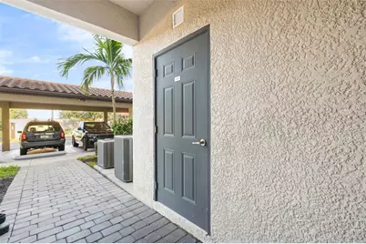 16904 Vardon Terrace #107, Bradenton, FL 34211 - Photo 5