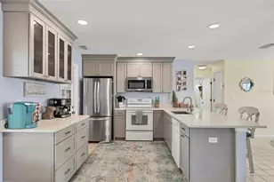 6613 15th Ave W, Bradenton, FL 34209 - Photo 5