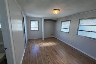 4851 W Gandy Blvd, Tampa, FL 33611 - Photo 27