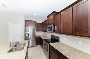 2495 Midnight Pearl Dr, Sarasota, FL 34240 - Photo 7