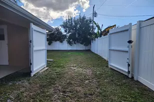 3211 20th Ave W, Bradenton, FL 34205 - Photo 25