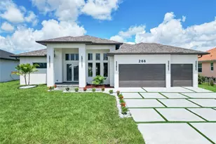 264 W Pine Valley Ln, Rotonda West, FL 33947 - Photo 1