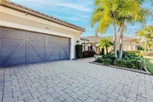 9913 Wicker Park Pl, Palmetto, FL 34221 - Photo 3