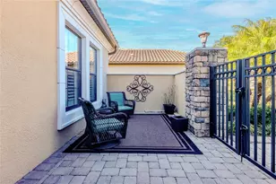 9913 Wicker Park Pl, Palmetto, FL 34221 - Photo 3