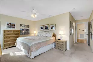 3242 Ringwood Meadow, Sarasota, FL 34235 - Photo 13