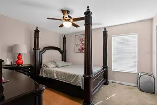 10438 Laguna Plains Dr, Riverview, FL 33578 - Photo 9