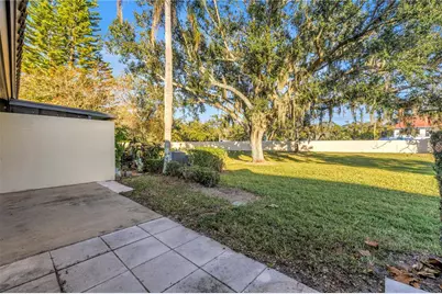 8415 Gardens Circle, Sarasota, FL 34243 - Photo 21