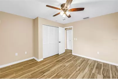 8415 Gardens Circle, Sarasota, FL 34243 - Photo 15