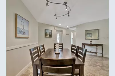 2529 Croton Avenue, Sarasota, FL 34239 - Photo 9