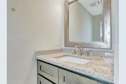 2529 Croton Avenue, Sarasota, FL 34239 - Photo 23