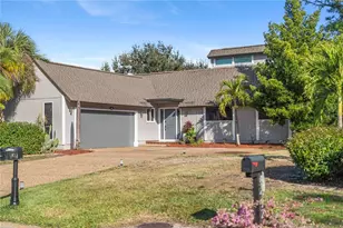 5482 Beneva Woods Cir, Sarasota, FL 34233 - Photo 1