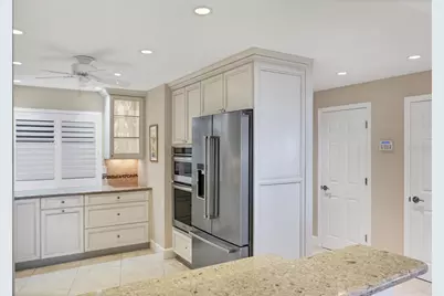 4805 Gulf Of Mexico Drive #103, Longboat Key, FL 34228 - Photo 21