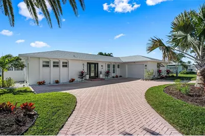 616 Foxworth Lane, Holmes Beach, FL 34217 - Photo 81