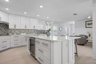 616 Foxworth Ln, Holmes Beach, FL 34217 - Photo 15