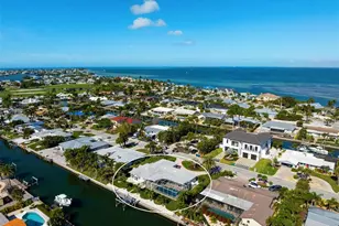 616 Foxworth Ln, Holmes Beach, FL 34217 - Photo 89