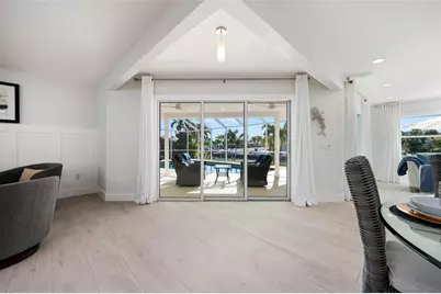 616 Foxworth Lane, Holmes Beach, FL 34217 - Photo 19