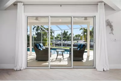 616 Foxworth Lane, Holmes Beach, FL 34217 - Photo 27