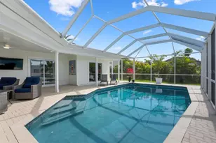 616 Foxworth Ln, Holmes Beach, FL 34217 - Photo 23