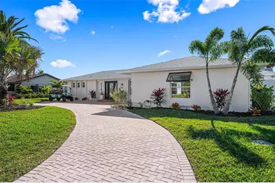 616 Foxworth Lane, Holmes Beach, FL 34217 - Photo 75