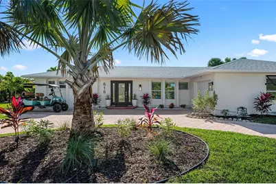 616 Foxworth Lane, Holmes Beach, FL 34217 - Photo 83