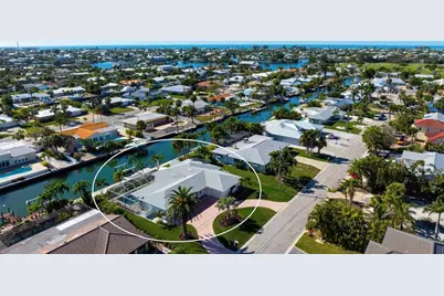 616 Foxworth Lane, Holmes Beach, FL 34217 - Photo 87