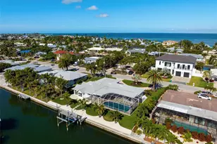 616 Foxworth Ln, Holmes Beach, FL 34217 - Photo 85