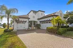 3036 Christophers Watch Ln, Ruskin, FL 33570 - Photo 3