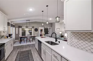 9318 46th Ct E, Parrish, FL 34219 - Photo 9