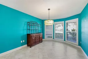 4251 Pasadena Cir, Sarasota, FL 34233 - Photo 9