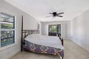 4251 Pasadena Cir, Sarasota, FL 34233 - Photo 23