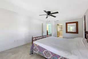 4251 Pasadena Cir, Sarasota, FL 34233 - Photo 21