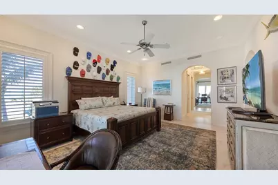 4995 Gulf Of Mexico Drive #500, Longboat Key, FL 34228 - Photo 23