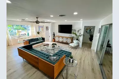 703 Whitfield Avenue, Sarasota, FL 34243 - Photo 5