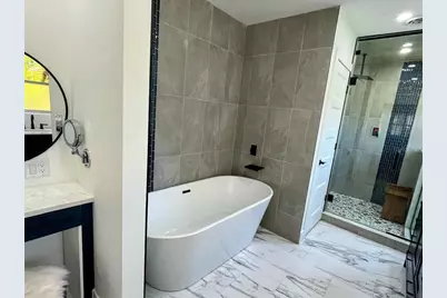 703 Whitfield Avenue, Sarasota, FL 34243 - Photo 17