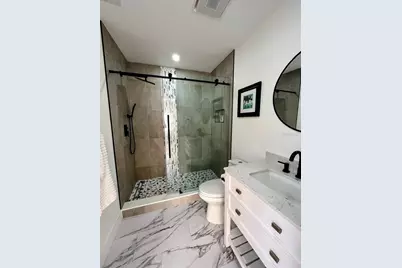 703 Whitfield Avenue, Sarasota, FL 34243 - Photo 11