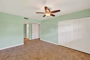 7880 Palm Aire Ln, Sarasota, FL 34243 - Photo 23