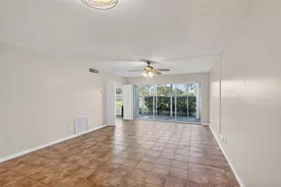 7880 Palm Aire Ln, Sarasota, FL 34243 - Photo 5