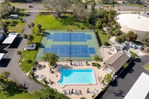 4234 Gulf of Mexico Dr, Longboat Key, FL 34228 - Photo 35