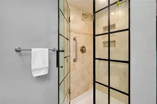 4234 Gulf of Mexico Dr, Longboat Key, FL 34228 - Photo 23