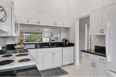 8750 Olde Hickory Avenue #9308, Sarasota, FL 34238 - Photo 11