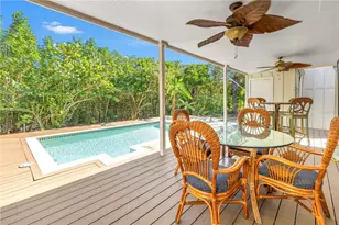 752 Tropical Cir, Sarasota, FL 34242 - Photo 35