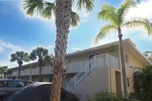 942 La Costa Cir, Sarasota, FL 34237 - Photo 1