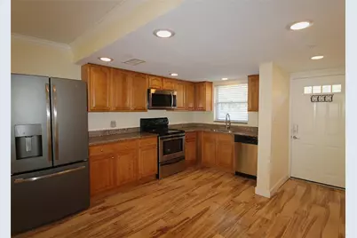 942 La Costa Circle #3, Sarasota, FL 34237 - Photo 3