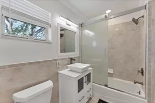 527 Sutton Pl, Longboat Key, FL 34228 - Photo 35