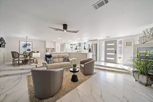 3149 Homasassa Rd, Sarasota, FL 34239 - Photo 7