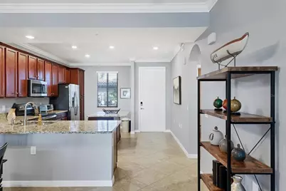 17108 Vardon Terrace #105, Bradenton, FL 34211 - Photo 5