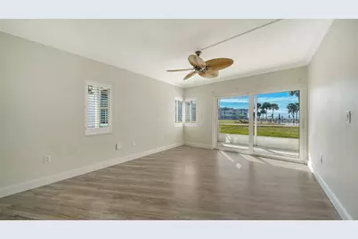 4835 Gulf Of Mexico Drive #106, Longboat Key, FL 34228 - Photo 11