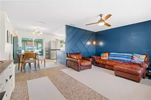 6227 Columbia Dr, Bradenton, FL 34207 - Photo 3