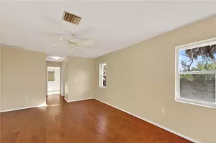 925 Gull Rd, Venice, FL 34293 - Photo 21